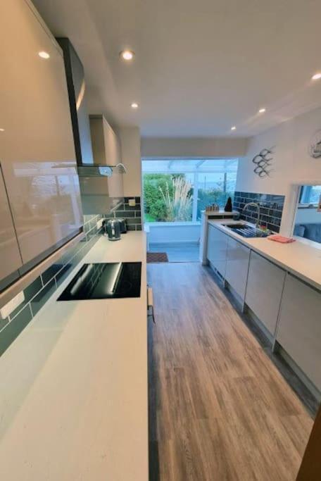 Spacious Home With Panoramic Sea View, Free Parking Ev & Large Garden Mousehole Exterior foto
